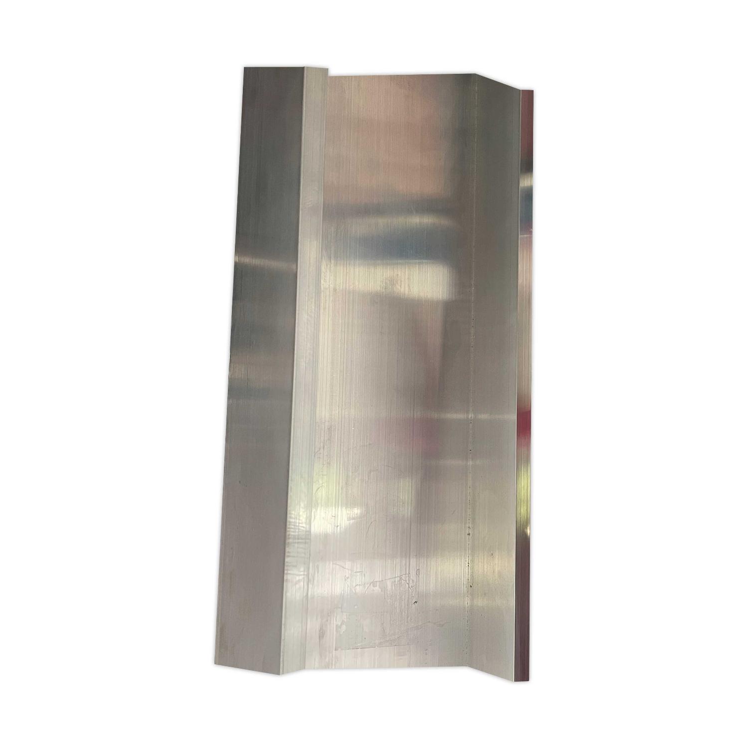 Швеллер алюминиевый 15х15х15 (2 мм)